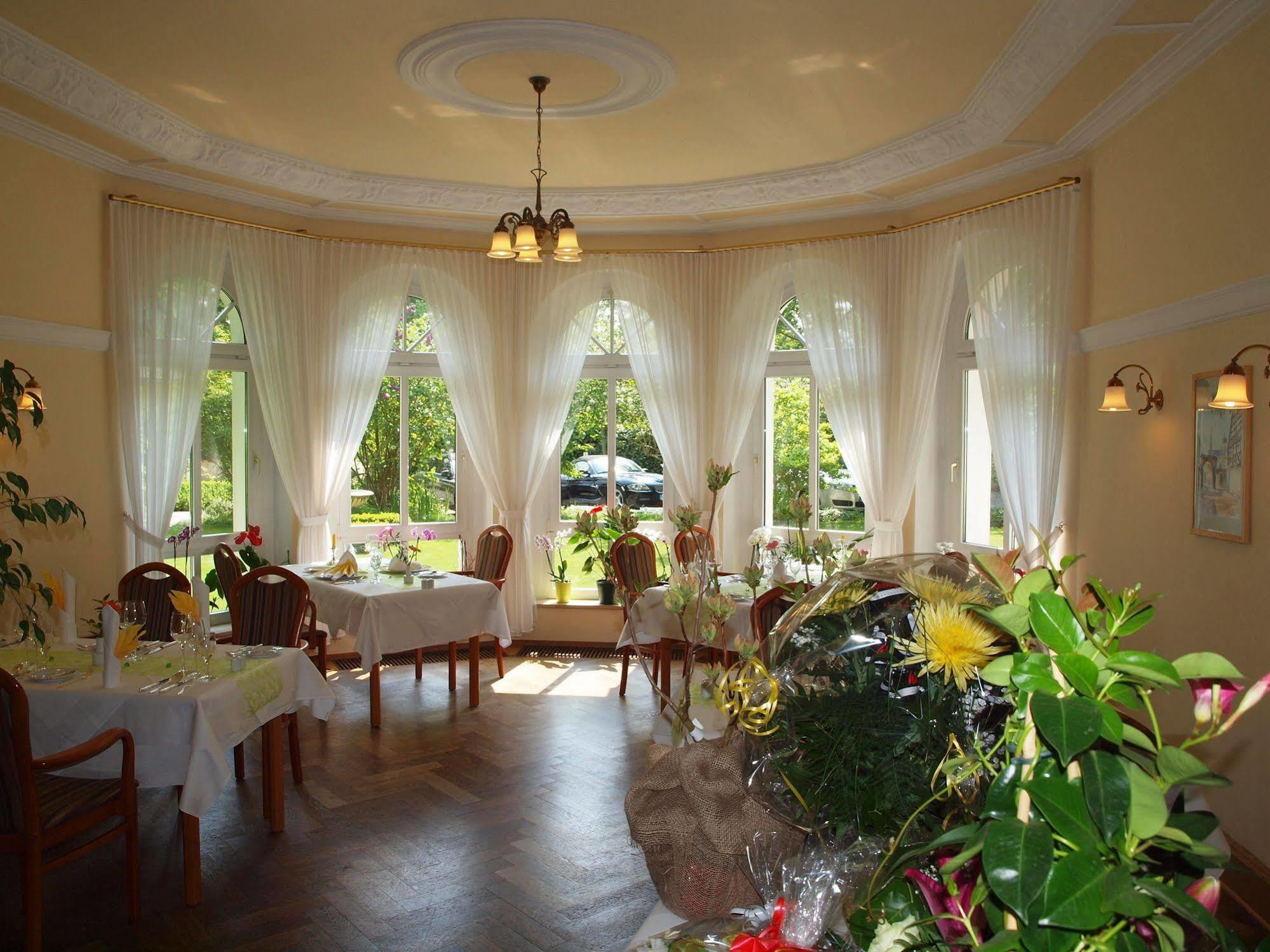 Hotel & Restaurant Bellevue Schmoelln Luaran gambar